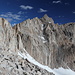 Im Aufstieg zwischen Trail Camp und Trail Crest (in den "Switchbacks") - Blick zum Kamm zwischen Trail Crest und Mount Whitney.