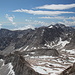 Gipfel Mount Whitney - Blick in südöstliche Richtung. Rechts: Mount McAdie, daneben: Arc Pass. Mittig: Mount Irvine.