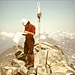 <b>Dalla vetta del Piz Blas vedo un'altra cima nota: il Piz Borel, che raggiunsi qualche annetto fa.<br />Foto d'archivio: siso sul Piz Borel (2952 m) il 4.7.1973.</b>