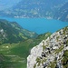Tiefblick vom Oberbauenstock (2116,9m) zum Urner See (434m) 