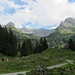 Aufstieg zur Alp Chäseren durch einen beeindruckenden Talkessel