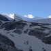 Das Brunegghorn (3833m) links und Bisjoch rechts vom Punkt 3671