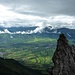 Wolkenverhangener Ausblick ins Schweizer Rheintal