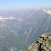 Blick ins Val Vegorness mit wunderbarer Sicht in die Berner Alpen (hier leider kaum erkennbar), Campo Tencia (rechts)