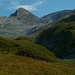 Aussicht vom Griessental auf den beliebten Bergwandergipfel Engelberger Rotstock (2818m).
