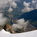 Blick von der Zumsteinspitze nach Italien. Beeindruckend auch die Moränen - so tief ist der Gletscher mal runtergekommen