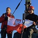 Polnische Bergsteiger feiern ihren Gipfelerfolg auf dem Großglockner (3798m).