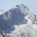 Blick von der Alpspitze auf die Zugspitze mit (Gletscher) Höllentalferner