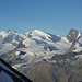 Blick zu Signalkuppe, Zumsteinspitze, Dufourspitze, Strahlhorn, Rimpfischhorn und auch der Hohlaubgrat des Allalinhorns ist erkennbar