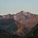 Der Kaltenberg mit seinem Mini-Gletscher im roten Morgenlicht