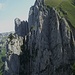 die steilen Wände des Bockmattli-Klettergebietes