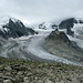 Mont Durand 3713m, Pte. de Zinal 3783m, Dent Blanche 4357m (rechts im Nebel)<br />Im Vordergrund Roc Noir 3011 m