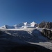 Ulrichshorn und Nadelgrat von oberhalb der Bordierhütte aus gesehen. Davor der mächtige Riedgletscher