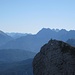 ...im Alpspitz-Nordwandsteig, Blick zur Bernadeinspitze, dahinter das Karwendel und der Wörner