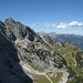Blick von der Bernadeinspitze zur Alpspitzbahn hinüber