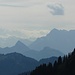 Am Windenpass: Föhnige Impressionen in Richtung Glarner Alpen.