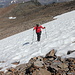 Im Aufstieg zum Mount Dana - Schneefelder und Geröll wechseln sich ab.