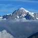 Monte Bianco tra le nuvole