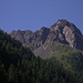 vorne Grauhorn 2637 m, ganz links Balmahorn 2870 m