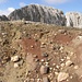 im Gipfelbereich des Molignon kommt Lava-Gestein zum Vorschein