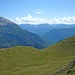 Der klotzige Wannig; im Hintergrund die Stubaier Alpen mit den Sellrainer Bergen.