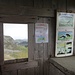 auf dem Morgetepass ein verlassener "Kiosk" (und guter Unterstand) - mit Werbung für das Bergrestaurant Obriste Morgete