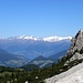 Blick ins Abteital(Val Badia) , im Hintergrund glanzen die Zillertaler Alpen.