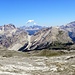 Limosee liegt sich am  Fusse des Col Becchei,2793m.
