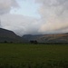 Bei Grenagh / Gortreagh hat man erstmals eine gute Sicht auf die kleine Gebirgskette Macgillycuddy’s Reeks / Na Cruacha Dubha.