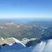 [peak2721 Jungfrau]-Gipfel. Blickrichtung Nordwest bis zum [lake14594 Thunersee] und darüber hinaus.