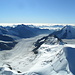 [peak2721 Jungfrau]-Gipfel: Toller Blick auf Jungfraufirn und [ort7497 Konkordiaplatz]. Vorne rechts das [peak4351 Rottalhorn].<br />Am unteren Bildrand ist die Aufstiegsspur über den Rottalhorn-Ostsporn zu erkennen.