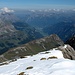 Tiefblick ins fast 2.500m tiefer gelegene Linthal