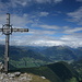 Kreuz der Jaufenspitze, unten im Tal liegt das schöne Sterzing, direkt oberhalb des Ortes (die weiße Spitze) --> http://www.hikr.org/tour/post7087.html