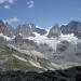 dalla vetta si ammira il magnifico versante meridionale del Bernina...