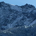 Der Petit Mont Collon über dem Gletscherbruch des Glacier du Mont Collon.
