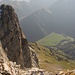 Tiefblick auf die Auenguter; am Horizont der der Hausstock