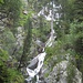 Wasserfall im Bergsturzgelände