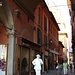 die Altstadt von Bologna birgt Vielerlei: Kleinkunst ...