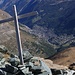 Tiefblick vom Hirli (2888,7m) nach Zermatt (1616m).