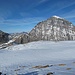 Rückblick zum Ferdenrothorn (links) und Balmhorn (rechts) mit den zu spurenden Neuschneebereichen meines Aufstiegs.