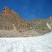 Der Gipfel (ganz hinten, rechts der Bildmitte) vom Kleinen Kucháferner.