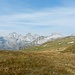 Der Blick auf die Splügner Kalkberge: v.l.n.r. Teurihorn, Steilerhorn, Alperschälihorn, Cufercalhorn, Pizzas d'Anarosa