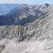 Blick von der Hohen Fürleg über den Bettelwurf-Südgrat ins Halltal