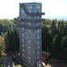 Gipfel Kékestető - Blick vom Fernsehturm im Gegenlicht zum Hotel Hegycsúcs (im alten Turm).