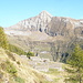 L’Alpe Cuneggio gode di un panorama, come direbbe il Brenna, “che allieta l’esistenza”