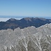 dahinter liegen Fricken, Bischof und Krottenkopf