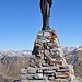 sogar von Montana aus sichtbar: Die Gipfelstatue