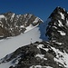 Passhöhe erreicht - nun noch der kurze Aufstieg auf den namenlosen Gipfel mit seinen 3167m; dahinter unser eigentliches Ziel: die Hohe Wilde 3480m, auf welches wir heute verzichtet haben