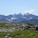 Blick nach Suden, im Hintergrund die Hauptgipfel der Pala-Gruppe:Cima Vezzana und Cimon della Pala.
