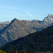 Den [http://www.hikr.org/tour/post26155.html Westgrat] der Üntschenspitze hab ich auch schon gemacht (den [http://www.hikr.org/tour/post28419.html Widderstein] natürlich auch).